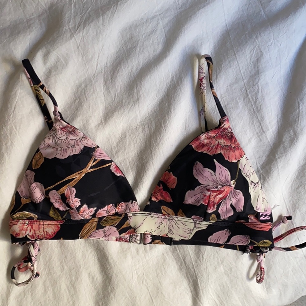 Billabong floral bikini top
